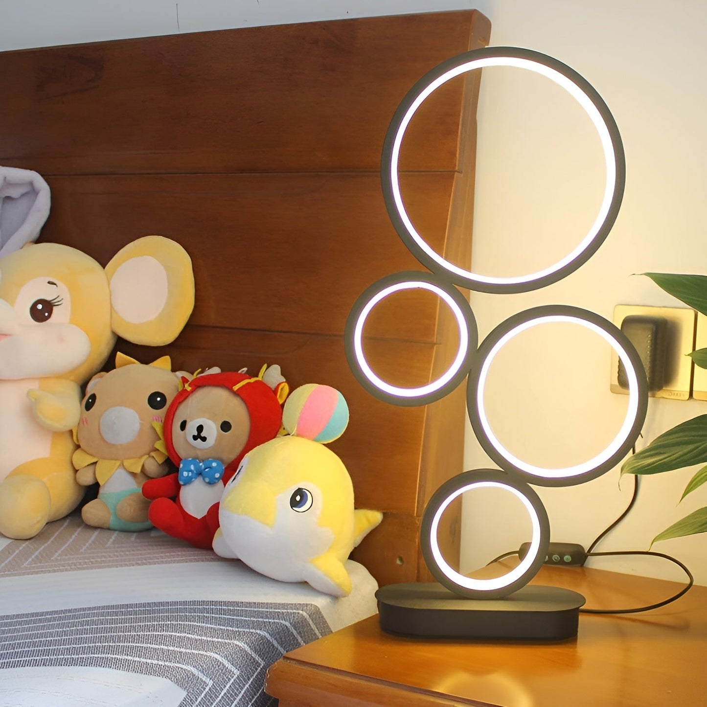 Modern Ring Table Lamp - Rondora