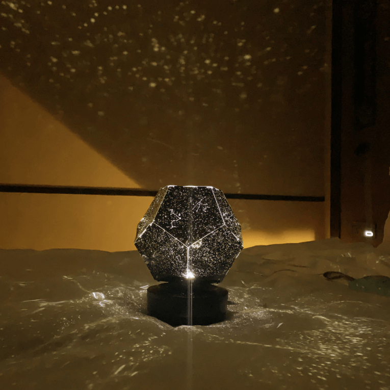Rotating Star Projector Lamp - Cosmivox