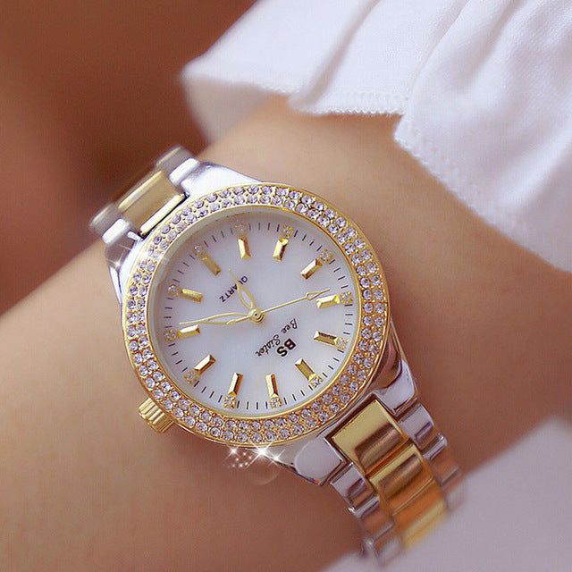 Stijlvolle damesarmbandhorloge met kristaldetails – Aveline