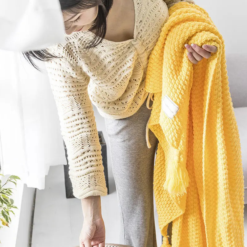 Gebreide Wollen Deken met Kwastjes - NordicCozy