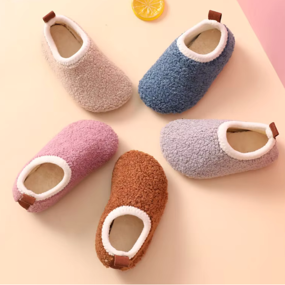 Warme Kindersloffen – SnuggleSteps