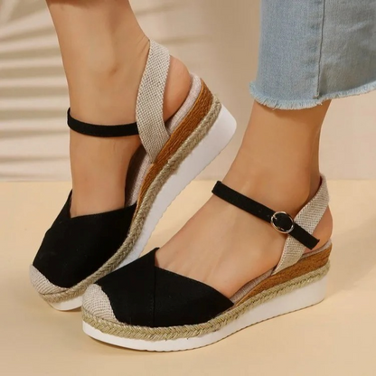 Dames Sandalen met Gespsluiting en Gesloten Teen – Isabelle
