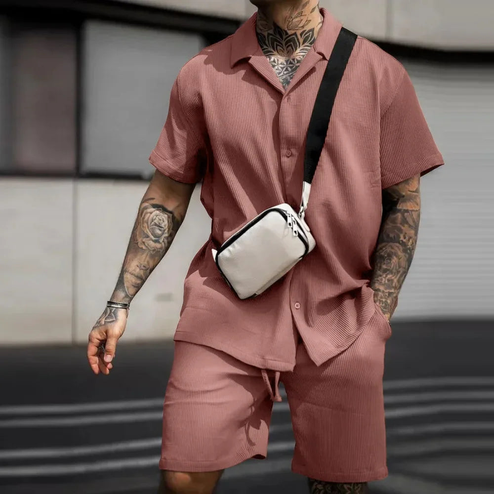 Tweedelige zomeroutfit voor heren met een overhemd en shorts – Milan