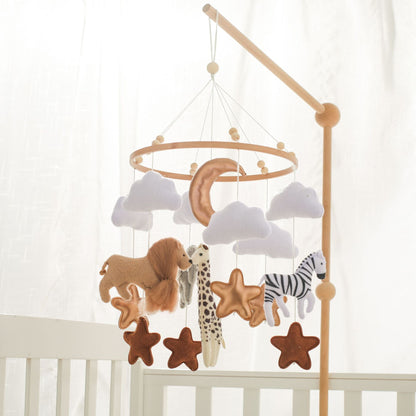 Mobielhanger met safaridieren van vilt ter stimulering van de zintuiglijke waarneming bij baby's