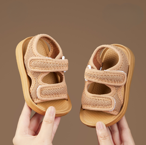 Ademende kindersandalen met zachte zool en snelsluiting – Licht om mee te lopen