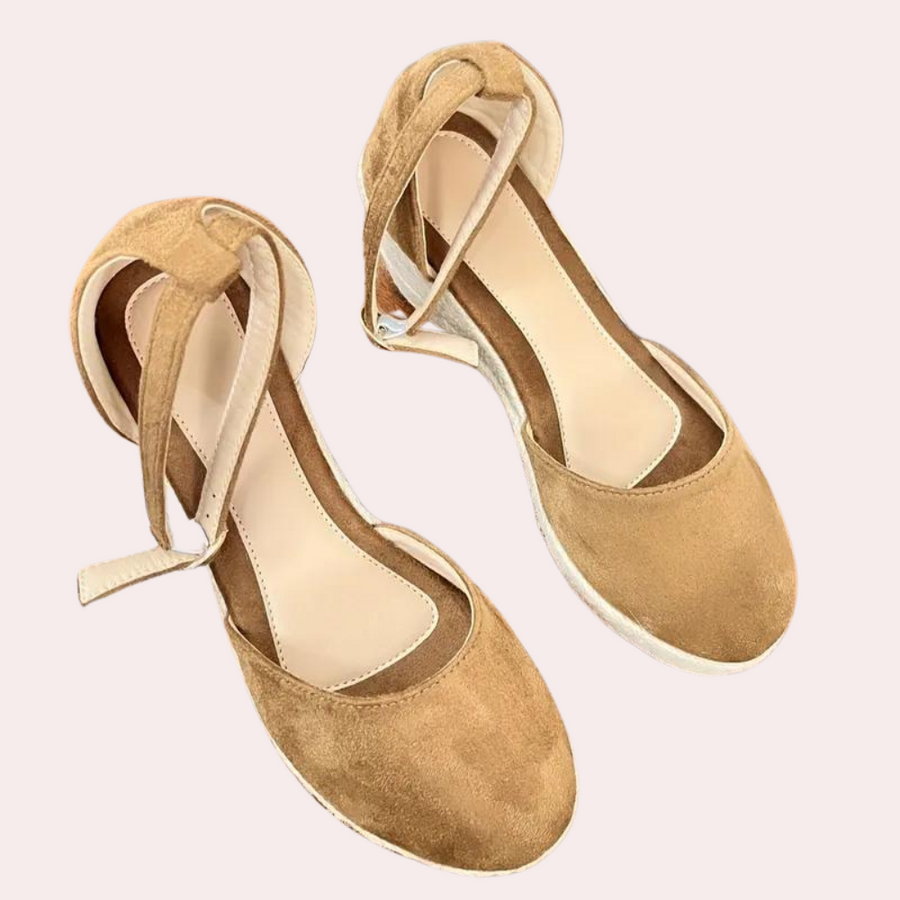 Comfortabele dames wedgesandalen met verstelbare riem en sleehak - Alina