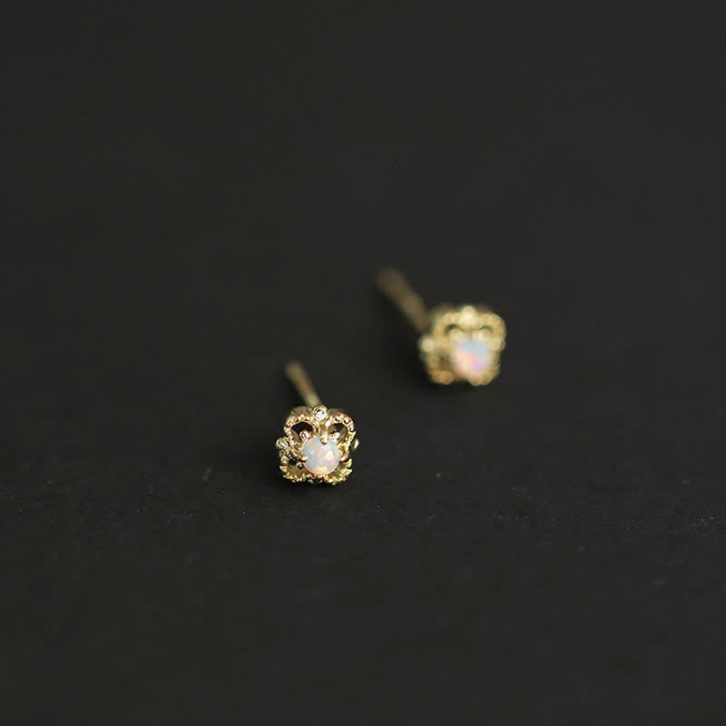 Delicate Vintage Oorbellen met Opaal - Seraphina