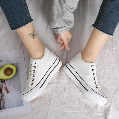 Stijlvolle Dames Canvas Sneakers met Plateauzool – Leonie