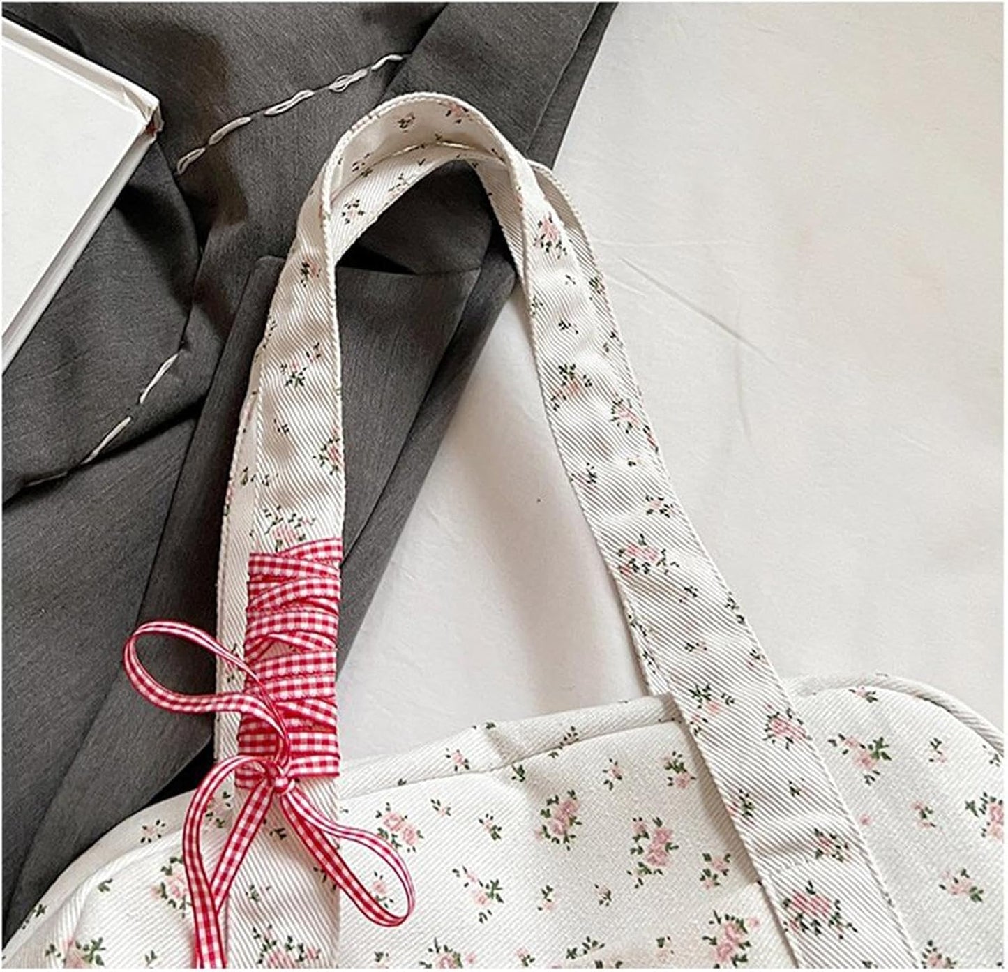 Bow Duffle Bag – Grote Canvas Weekendtas met Lintenaccent – Floria