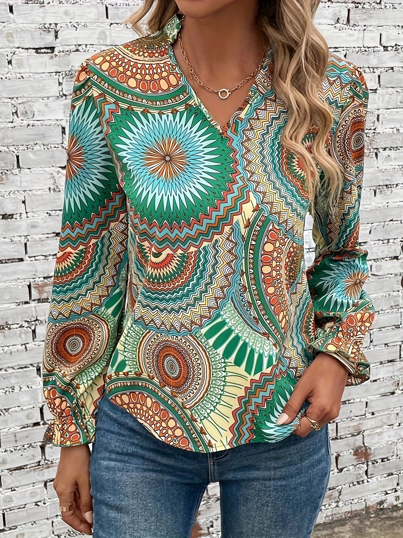 Damesblouse met bloemenpatroon & V-hals voor lente & herfst – Selina