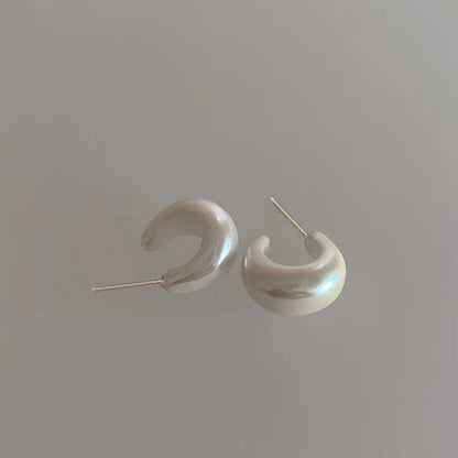 Minimalistische Parel C-vormige Oorbellen - Lunette
