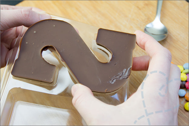 3D siliconen mal om chocoladeletters te gieten – Bakplezier (1+1 gratis)
