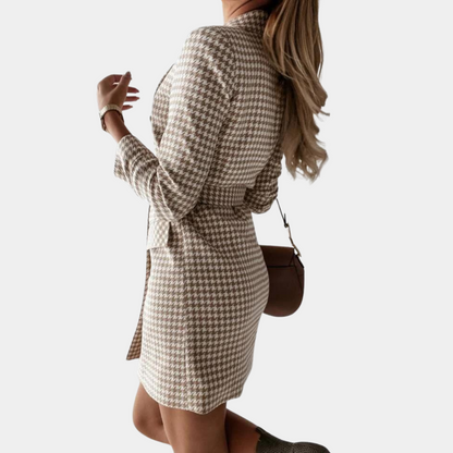 Klassieke Blazerjurk voor een Professionele Look - Claire