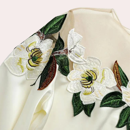 Gebloemde Beige Damesblouse met Losse Pasvorm – Elvira