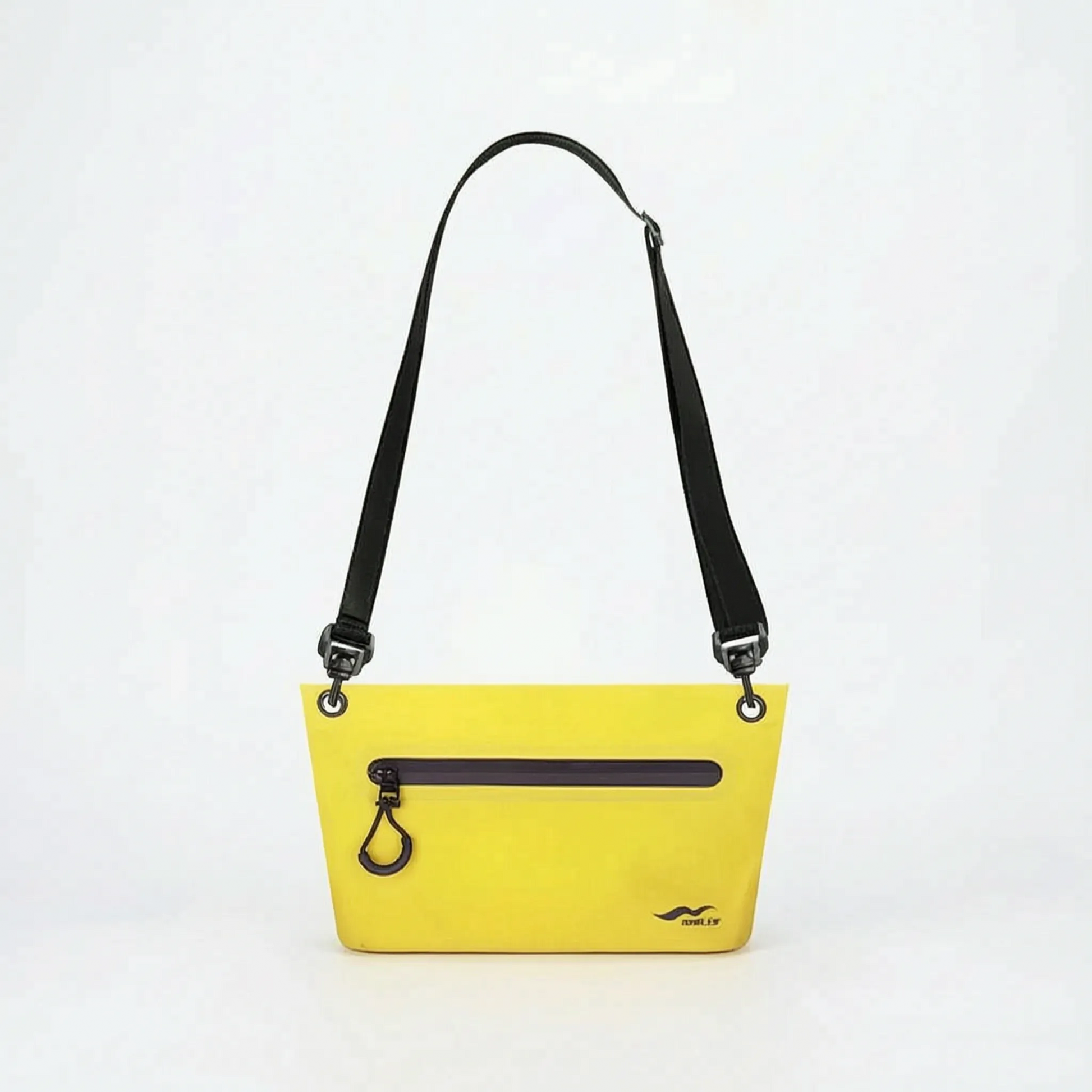 Compact Water-Repellent Bag - Veldra