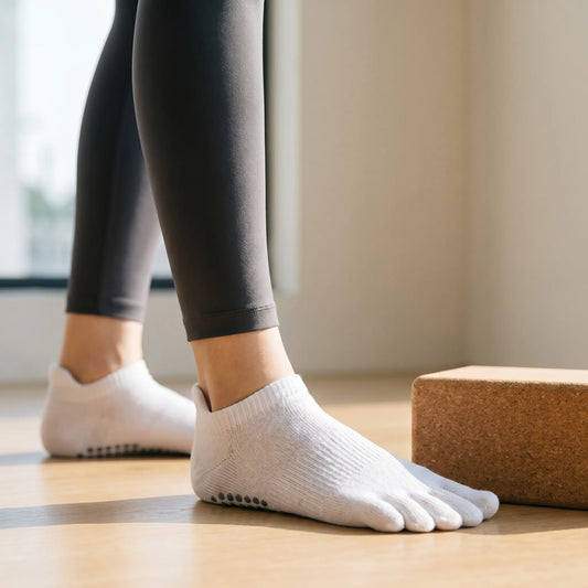 Five-Toe Grip Socks -  Doreen