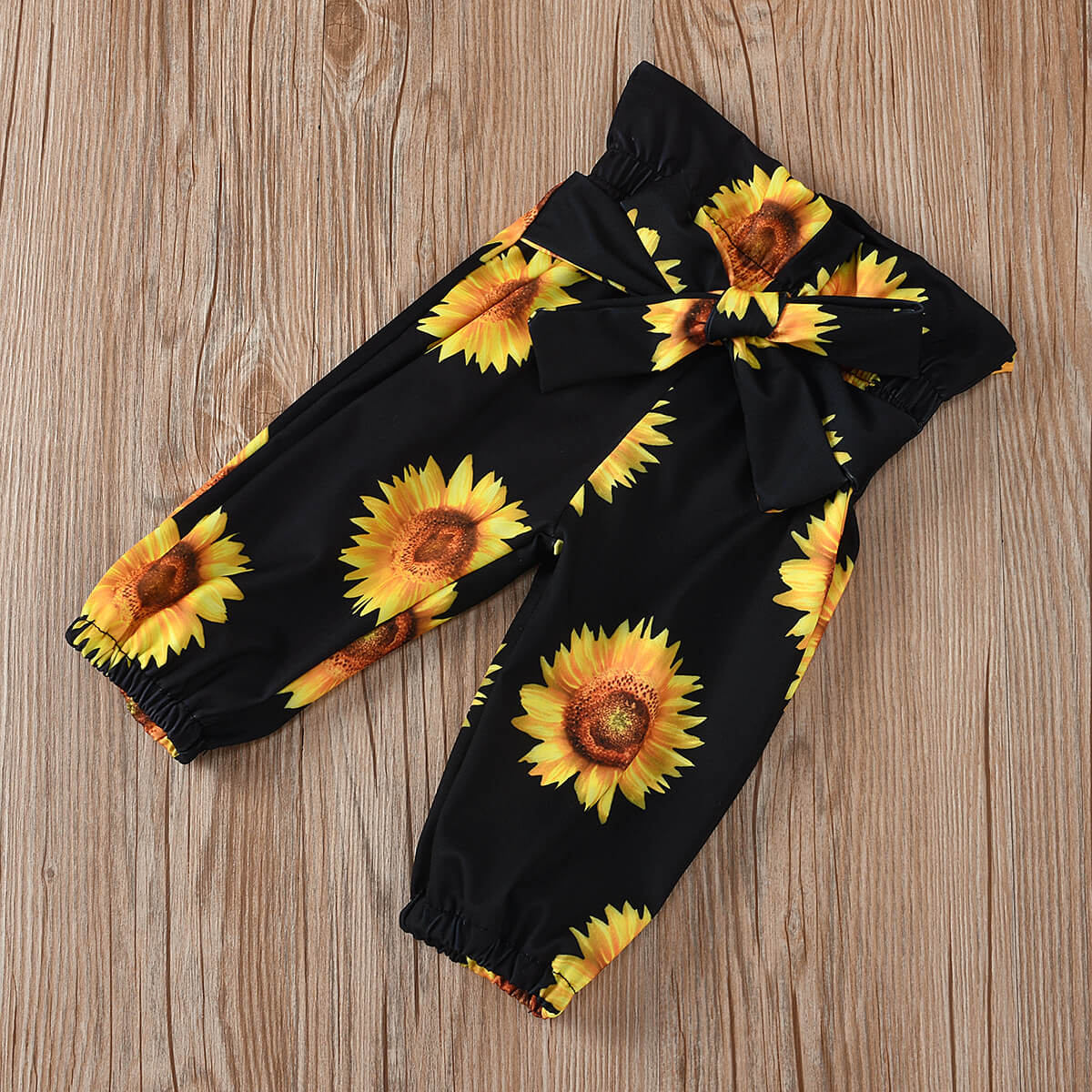 2-delig baby-outfit met zonnebloemenprint – SonnenLächeln