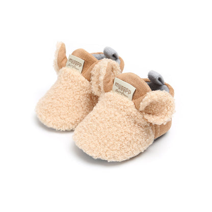 Zachte slipvaste loopschoentjes voor baby's met lammetjesmotief – Winterwonder Stapjeswarm