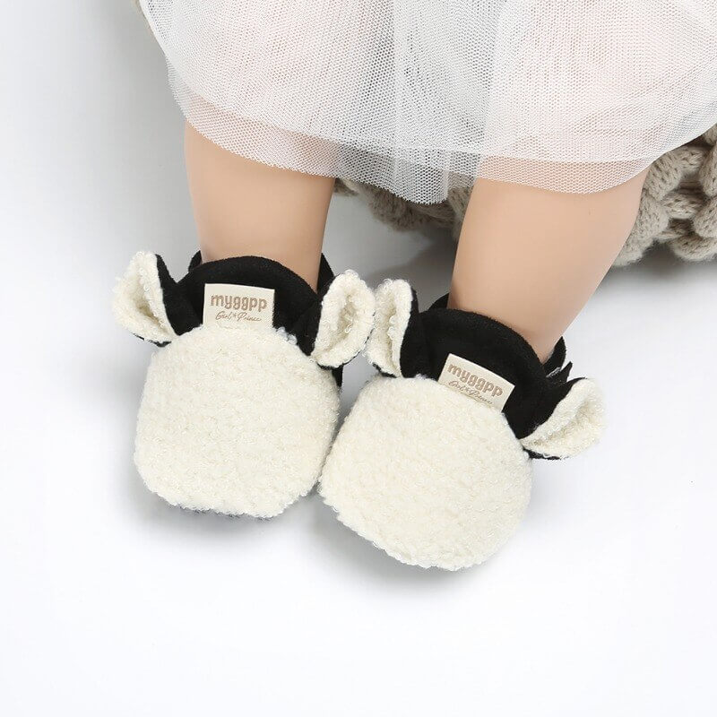 Zachte slipvaste loopschoentjes voor baby's met lammetjesmotief – Winterwonder Stapjeswarm