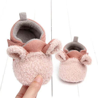 Zachte slipvaste loopschoentjes voor baby's met lammetjesmotief – Winterwonder Stapjeswarm