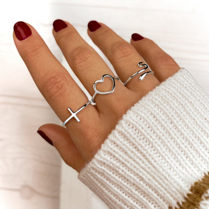 Trendy Ring met Kruisdetail - Amélie