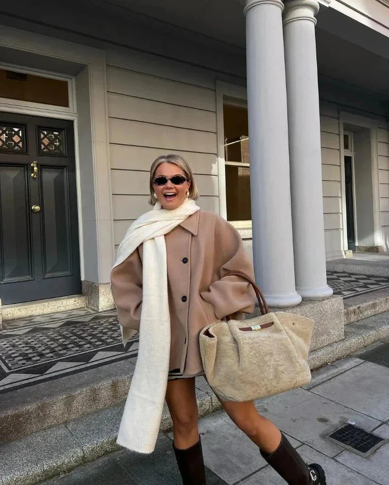 Dames tussenjas in oversized look met knoopsluiting – Selina