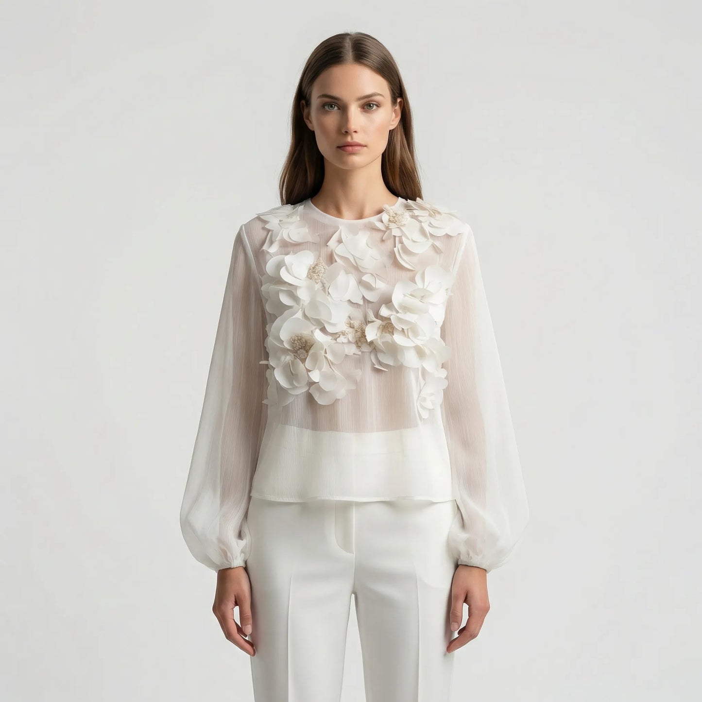 Lichte Blouse Met Driedimensionale Bloemapplicaties - Patricia