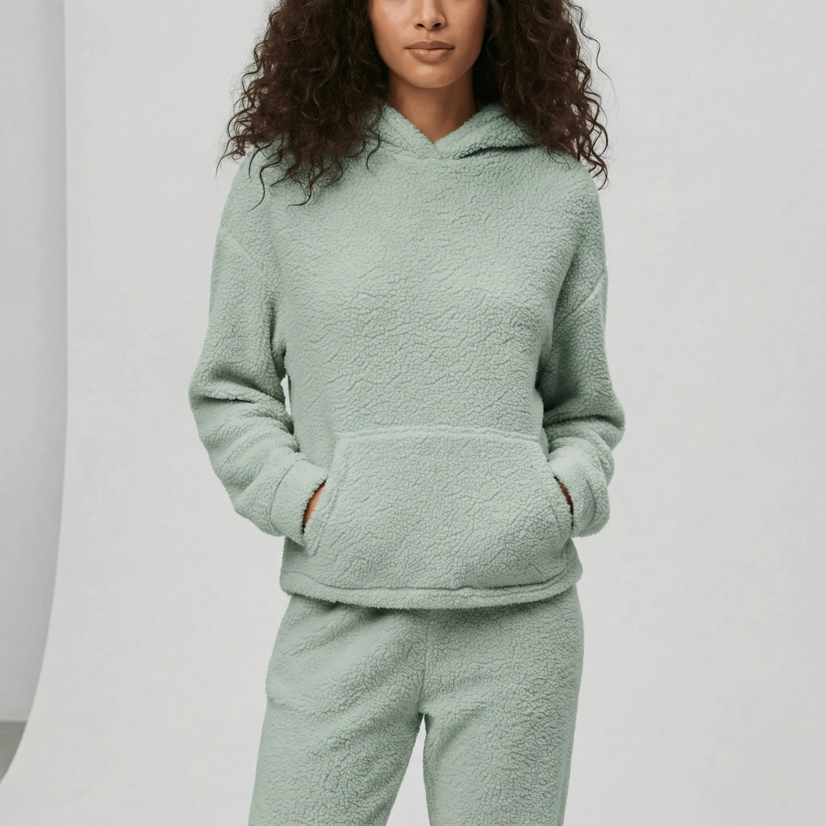 Loungewear-Set Mit Känguru-Tasche - Milana