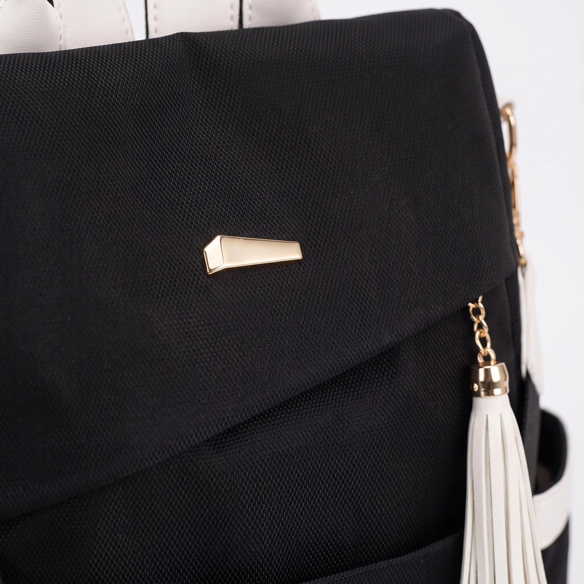 Minimalist Convertible Women's Day Rucksack - VersaTote