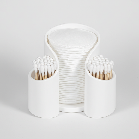 Minimalistische Badezimmerorganisation - CareCube