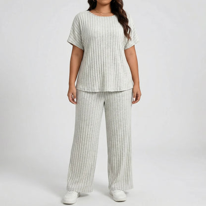 Plus Size Casual Two-Piece Outfit - Nadine