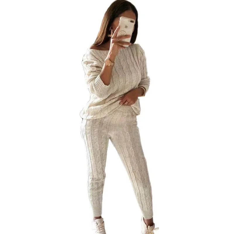 Tweedelig Dames Tricot Trainingspak voor Herfst & Winter – Isaline