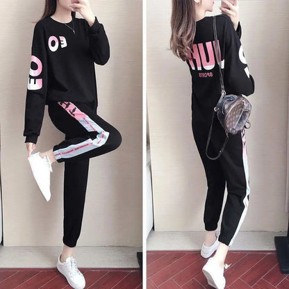 Tweedelig Dames Trainingspak met Sweater en Broek – Leona