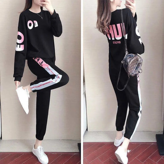 Tweedelig Dames Trainingspak met Sweater en Broek – Leona