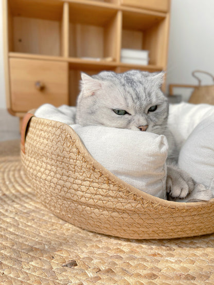 Handgemaakt Comfortabel Bed voor Katten - LuxeSnooze