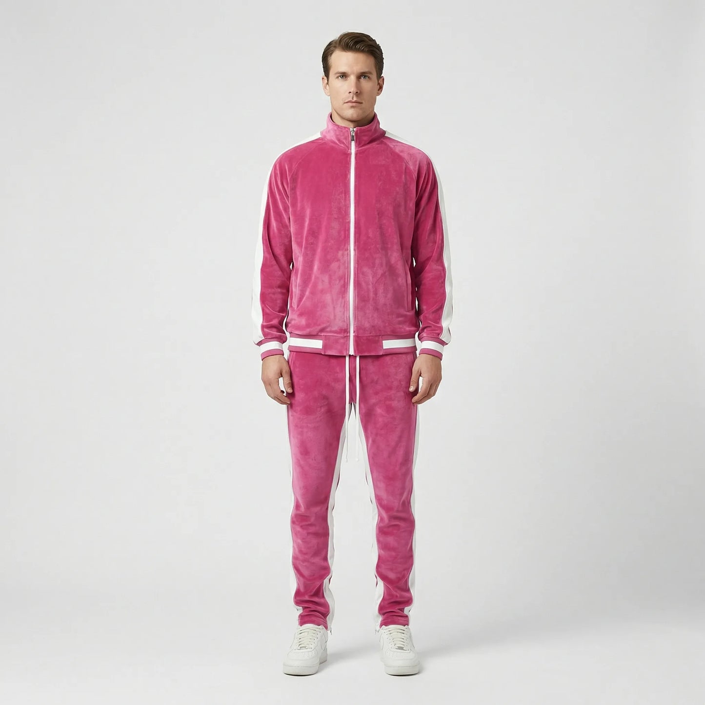 Samtiger Jogginganzug Im Retrostil - Brendan
