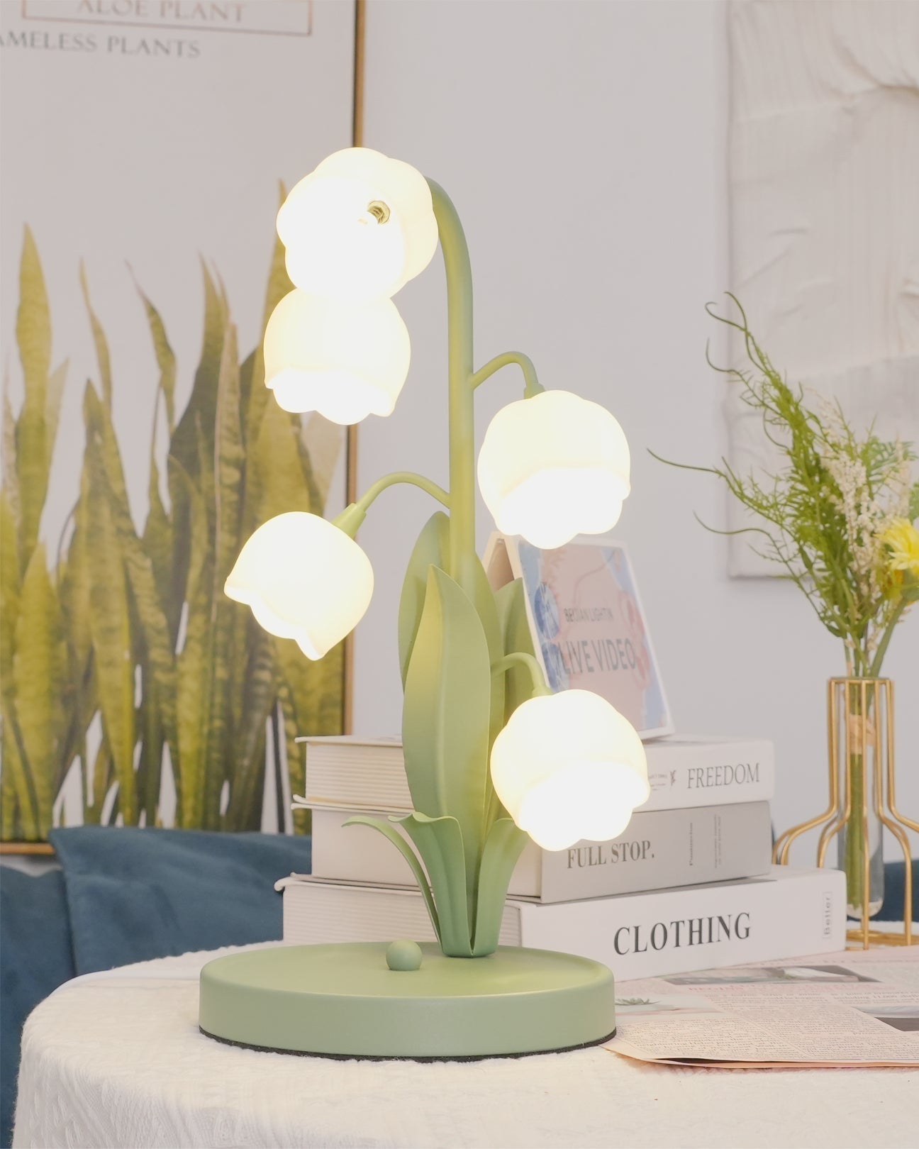 Sculptural Flower Table Lamp -  Florencea
