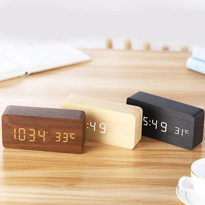 Digitale Houten Wecker met LED-display – WoodSync