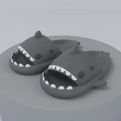 Uniseks Lichtgewicht Zomerslippers met Haaienontwerp – FinSteps