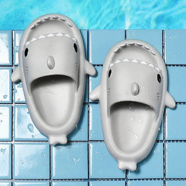 Uniseks Lichtgewicht Zomerslippers met Haaienontwerp – FinSteps