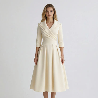 Tailliertes Midi Kleid - Emilie
