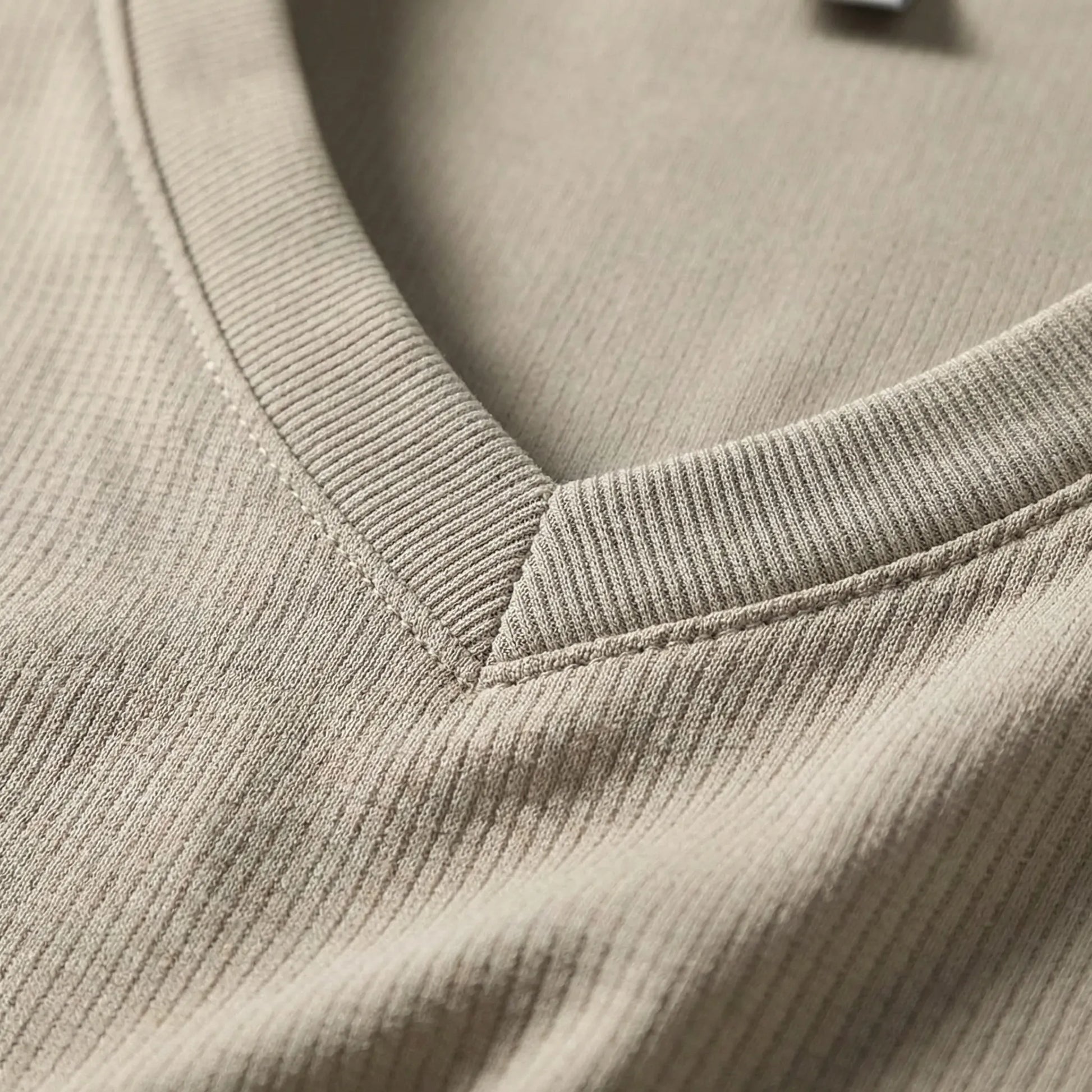 V-Neck Short Sleeve Summer Tee - Melvin