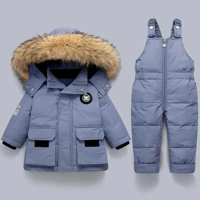 Winterset voor kinderen met gevoerde winterjas en sneeuwbroek met bretels – Emilie