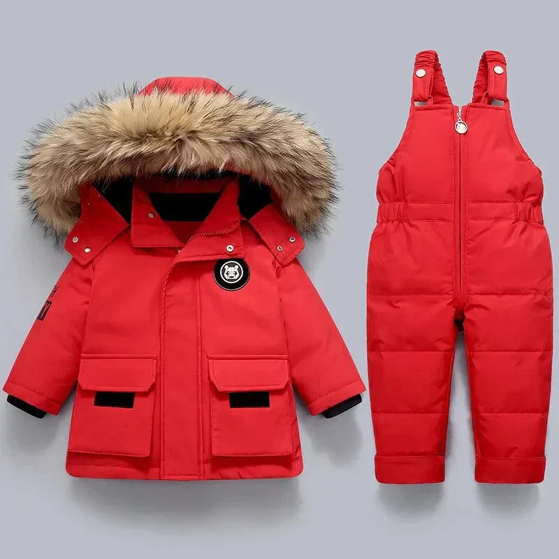 Winterset voor kinderen met gevoerde winterjas en sneeuwbroek met bretels – Emilie