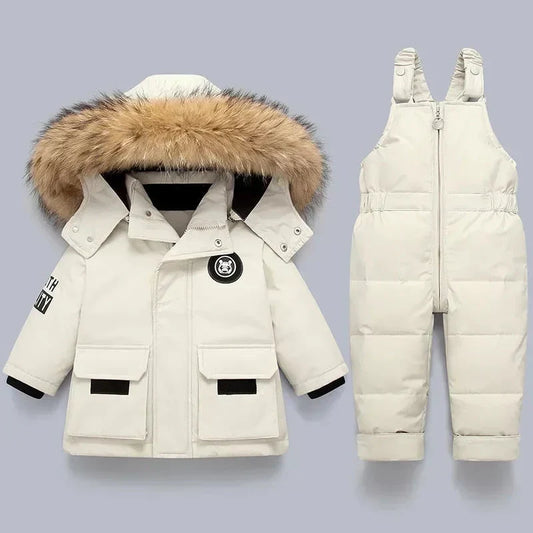 Winterset voor kinderen met gevoerde winterjas en sneeuwbroek met bretels – Emilie