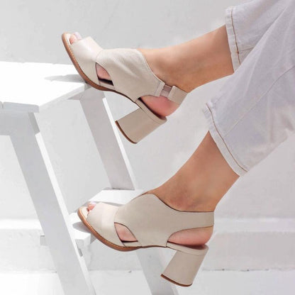Dames leren sandalen met hak en comfortabel voetbed - Selina