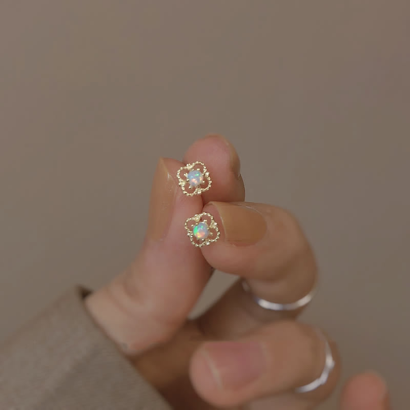 Delicate Vintage Oorbellen met Opaal - Seraphina