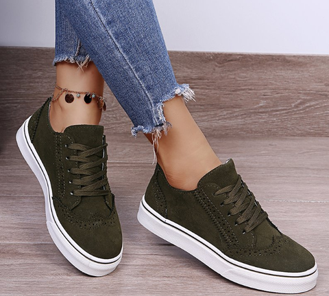 Stijlvolle en Comfortabele Damessneakers - LunaWalk