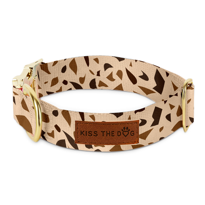 Hondenhalsband met Gouden Accenten – GoldenTerra