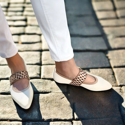 Stijlvolle dames zomerschoenen met spitse neus - Lina